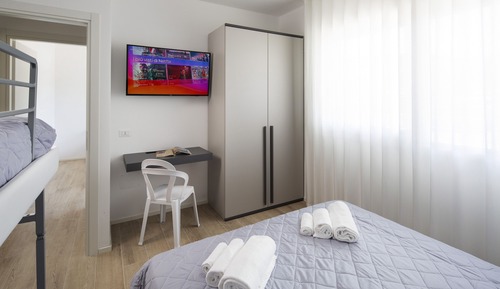 Apartment, 2 Bedrooms, Patio, Garden View