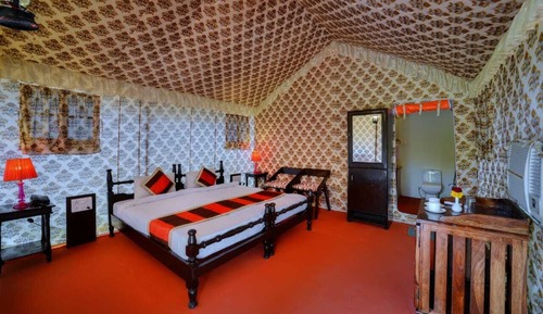Deluxe Tent