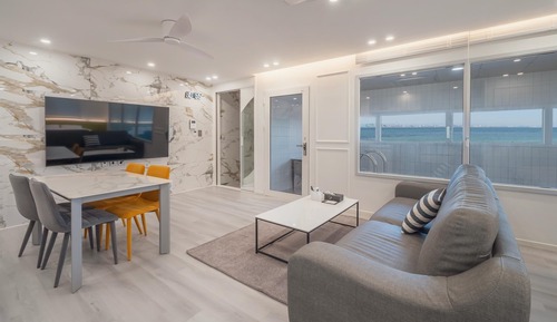 Basic Room, 1 Bedroom (A101 (Ocean View/ Private BBQ))