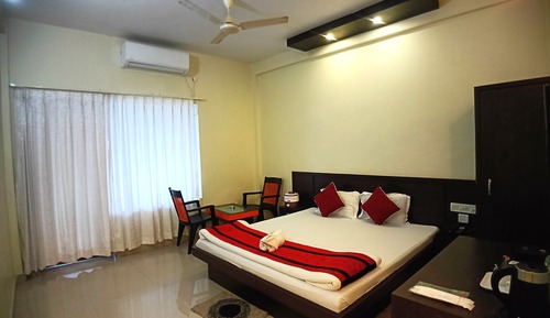 Deluxe Room with Balcony Pool view