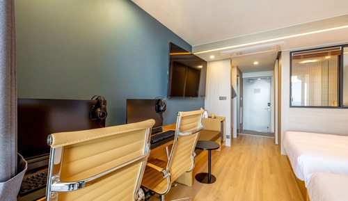 Sunrise Ocean Twin (Ocean View Terrace + Breakfast)