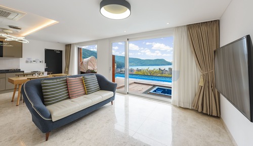 Pool Villa Family Suite Room