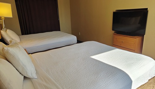 Suite, Multiple Beds, Mobility Accessible, Non Smoking (Bathtub W/grab Bars)