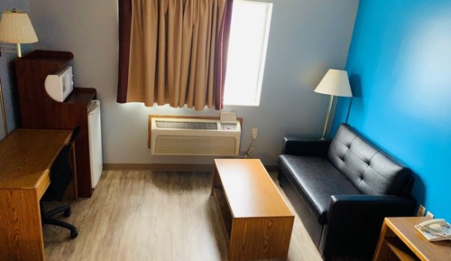 Room, 1 King Bed, Non Smoking, Microwave