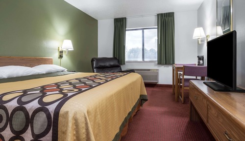 Standard Room, 1 Queen Bed