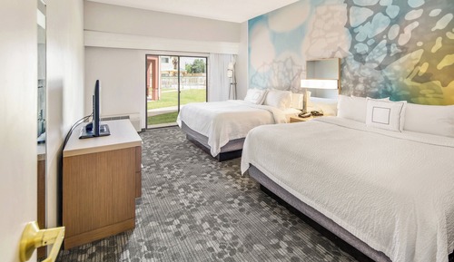 Suite, Multiple Beds
