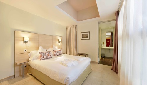 Executive Room, 1 Queen Bed, Non Smoking