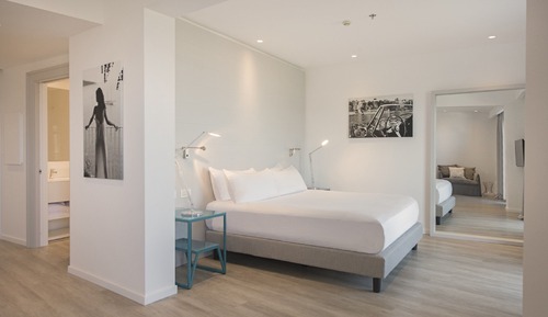 Junior Suite, 1 King Bed, Sea View