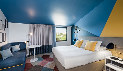 Premium Room