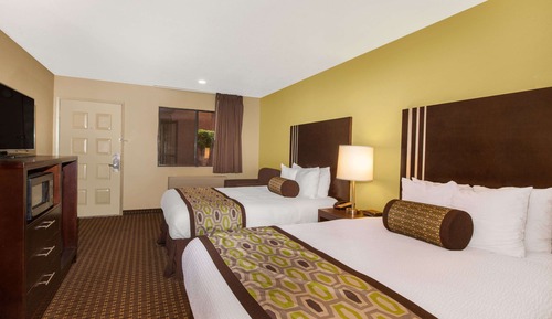 Room, 2 Queen Beds, Non Smoking