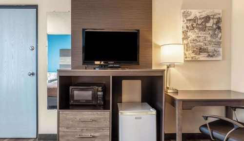 Room, 2 Queen Beds, Non Smoking