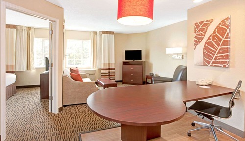 Suite, 1 Queen Bed with Sofa bed, Non Smoking