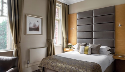 Classic Double Room