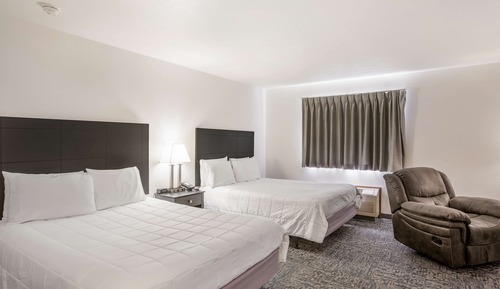Suite, 2 Queen Beds, Non Smoking