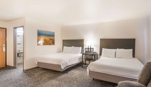 Suite, 2 Queen Beds, Non Smoking (2nd Floor)