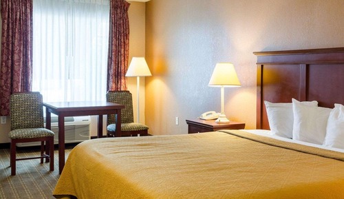 Standard Room, 1 King Bed, Smoking