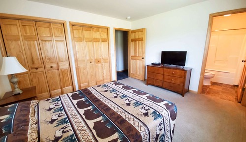 Luxury House, 3 Bedrooms, Non Smoking, Fireplace (non-pet friendly)
