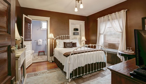 Deluxe Room, 1 Queen Bed (Charleston)