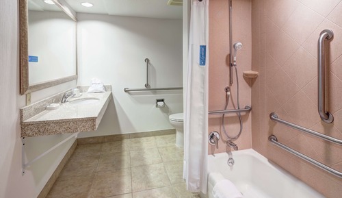 Room, 2 Queen Beds, Accessible, Non Smoking