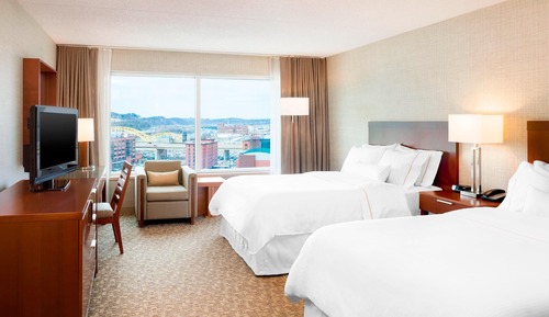 Traditional Room, 2 Double Beds (Mobility/Hearing Access, Roll-In Shwr)