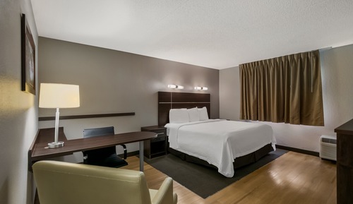 Superior Room, 1 King Bed (Smoke Free)