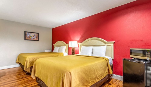 Standard Room, 2 Queen Beds, Non Smoking