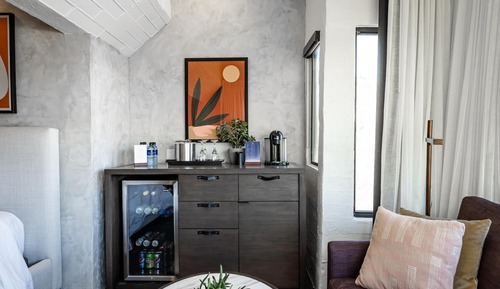 Room, 1 King Bed, Accessible (Mountain Casita)