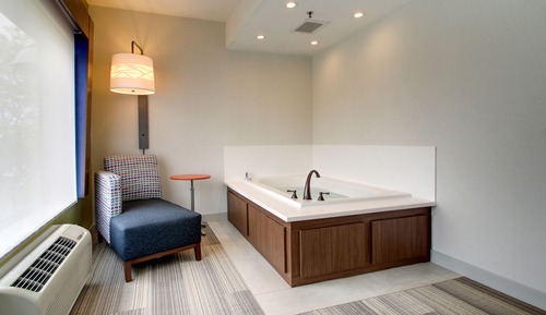 Suite, 1 Bedroom, Jetted Tub