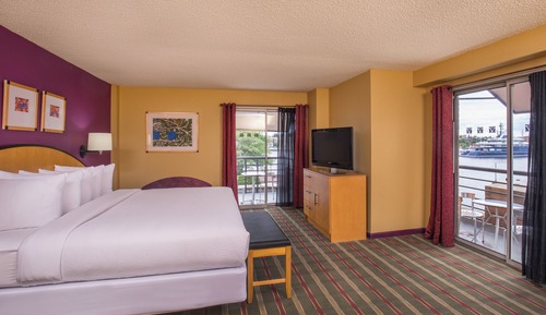 Deluxe Room, 1 King Bed, Balcony