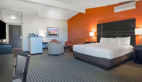 Executive Room, 1 King Bed, Non Smoking