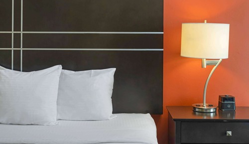 Room, 2 Queen Beds, Non Smoking