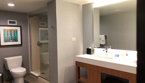 Standard Room, 1 King Bed