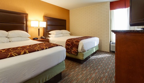 Suite, 2 Queen Beds, Accessible, Refrigerator & Microwave (Sofabed, 2 Rooms, Tub)