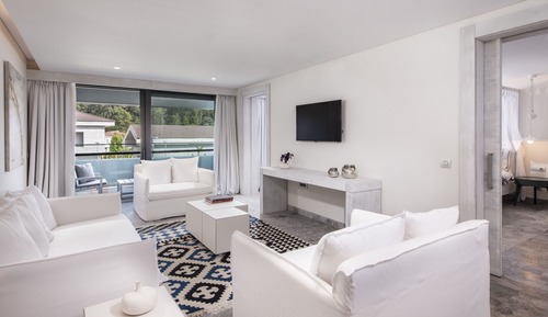 Premier Suite, Balcony