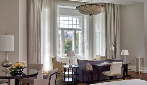 Suite, River View (Park | Two Queens)