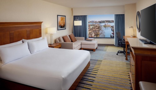 Deluxe Room, 1 King Bed with Sofa bed, Water View