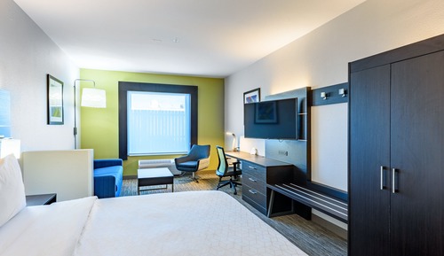 Standard Room, 1 King Bed (Leisure)