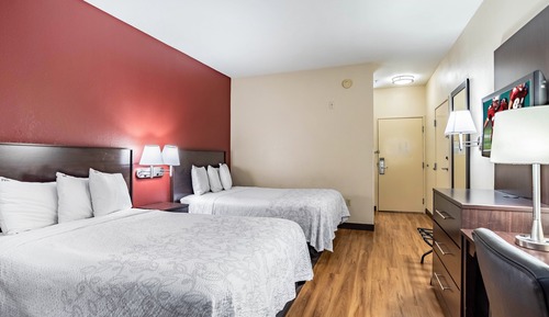 Standard Room, 2 Double Beds, Accessible (Smoke Free)