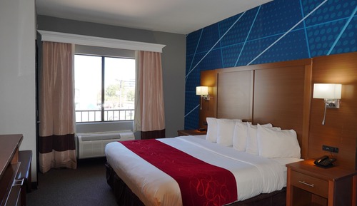 Suite, 1 King Bed, Non Smoking