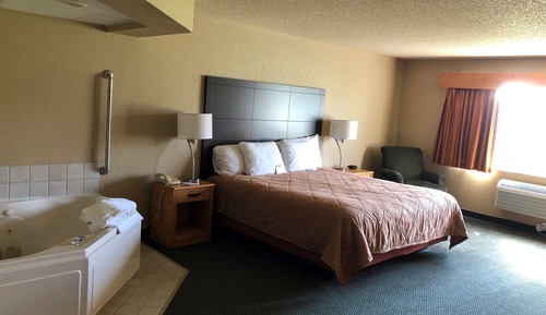 Suite, 1 King Bed, Non Smoking