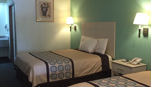 Standard Room, 2 Queen Beds, Non Smoking