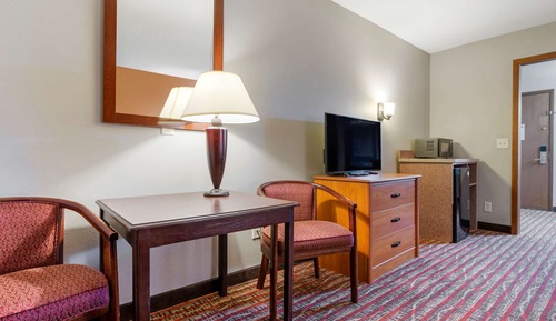 Standard Room, 2 Queen Beds, Non Smoking