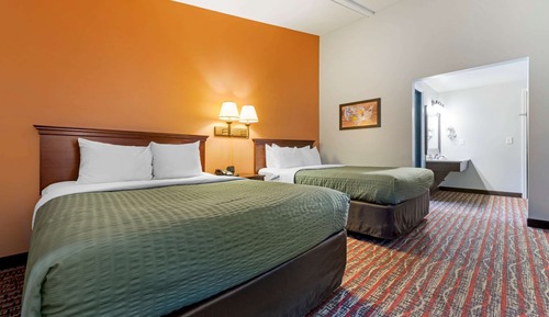 Room, 2 Queen Beds, Accessible, Non Smoking