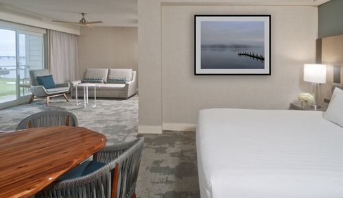 Suite, 1 King Bed (Petite Suite)