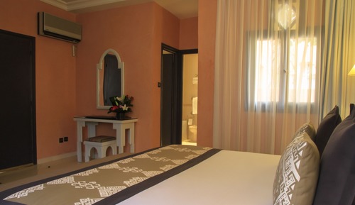 Superior Room, 1 King Bed