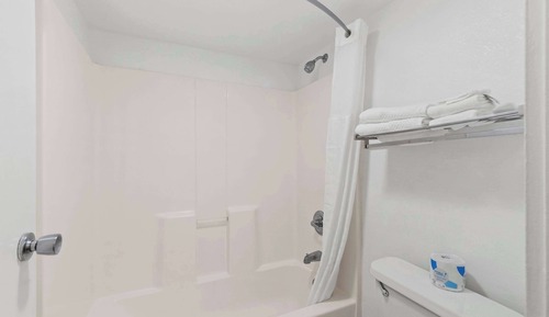 Standard Room, 2 Queen Beds, Smoking