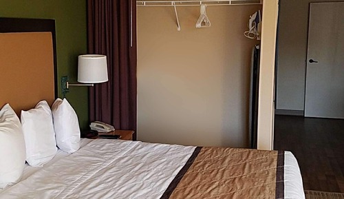 Deluxe Studio, 1 King Bed with Sofa bed, Non Smoking