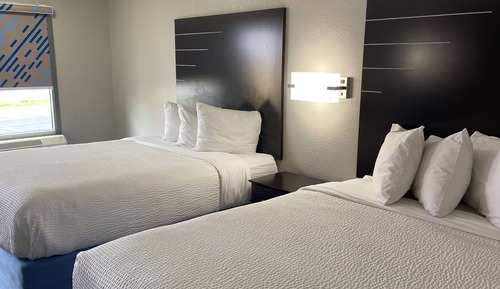 Room, 2 Queen Beds, Non Smoking