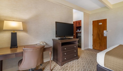 Room, Multiple Beds, Non Smoking (Upgrade)