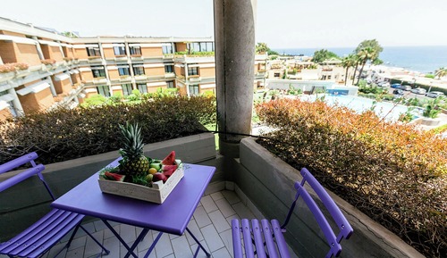 Deluxe Room, 2 Twin Beds, Balcony, Sea View